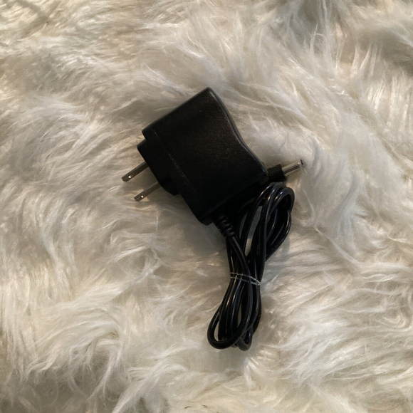 5V 1A LY-0510 Wall Charger Adapter Power Supply Cord Tested Working! - Picture 4 of 6